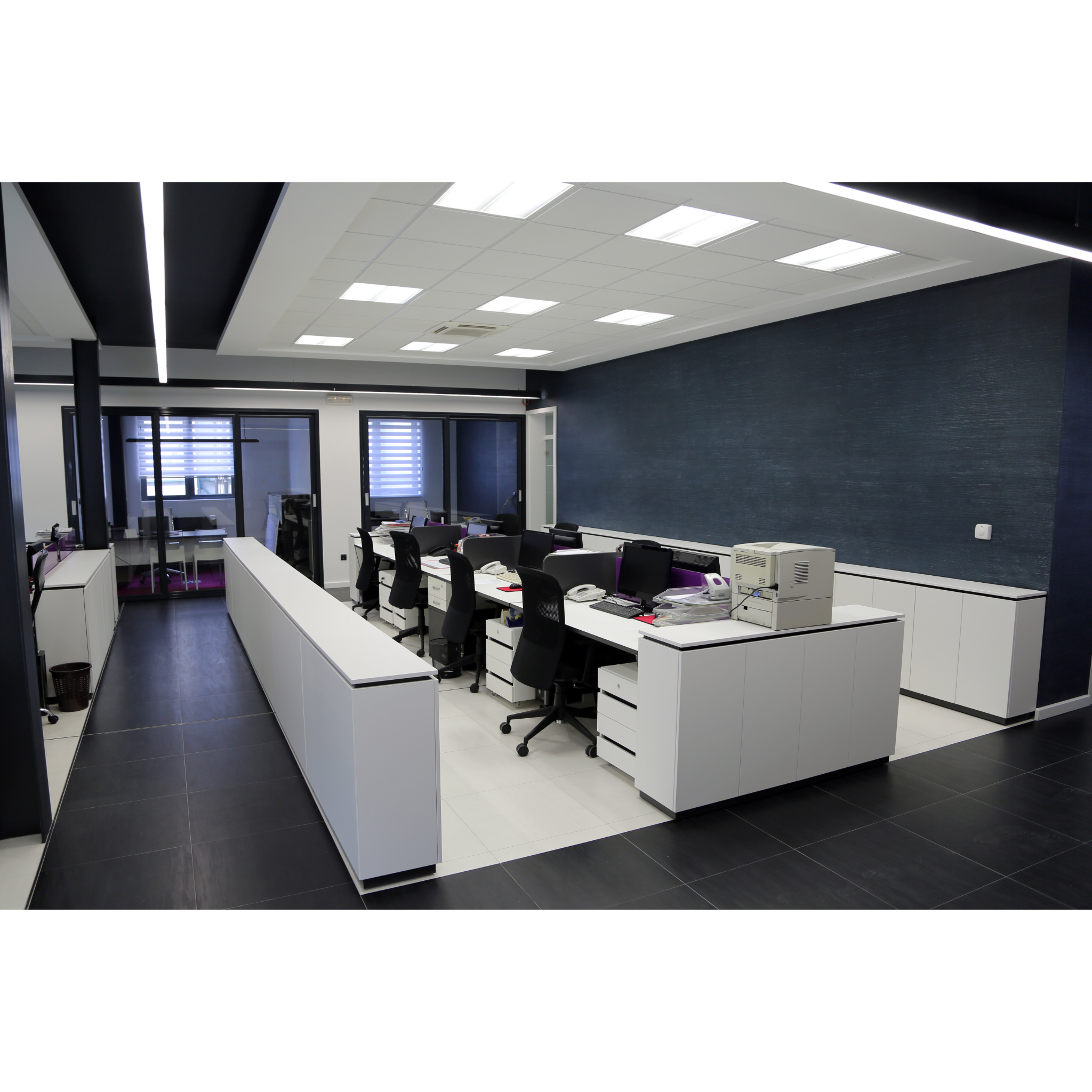 modern and sleek office with desks that need premium professional office cleaning services